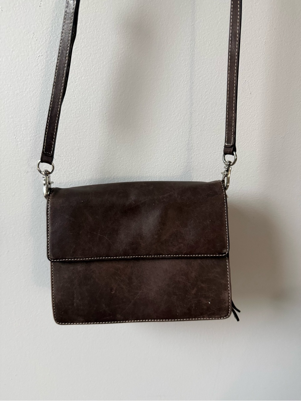 Vintage LEVENGER Classic Dark Brown Leather Crossbody Bag Everyday Convertible